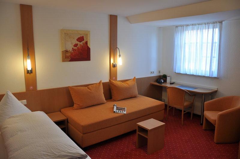 Loewen Hotel Arian Allmersbach im Tal Номер фото